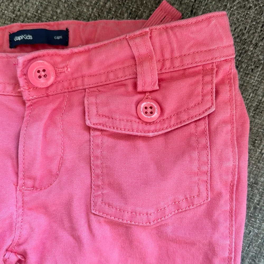 GAP Kids Girls Coral Capri pants Size 5